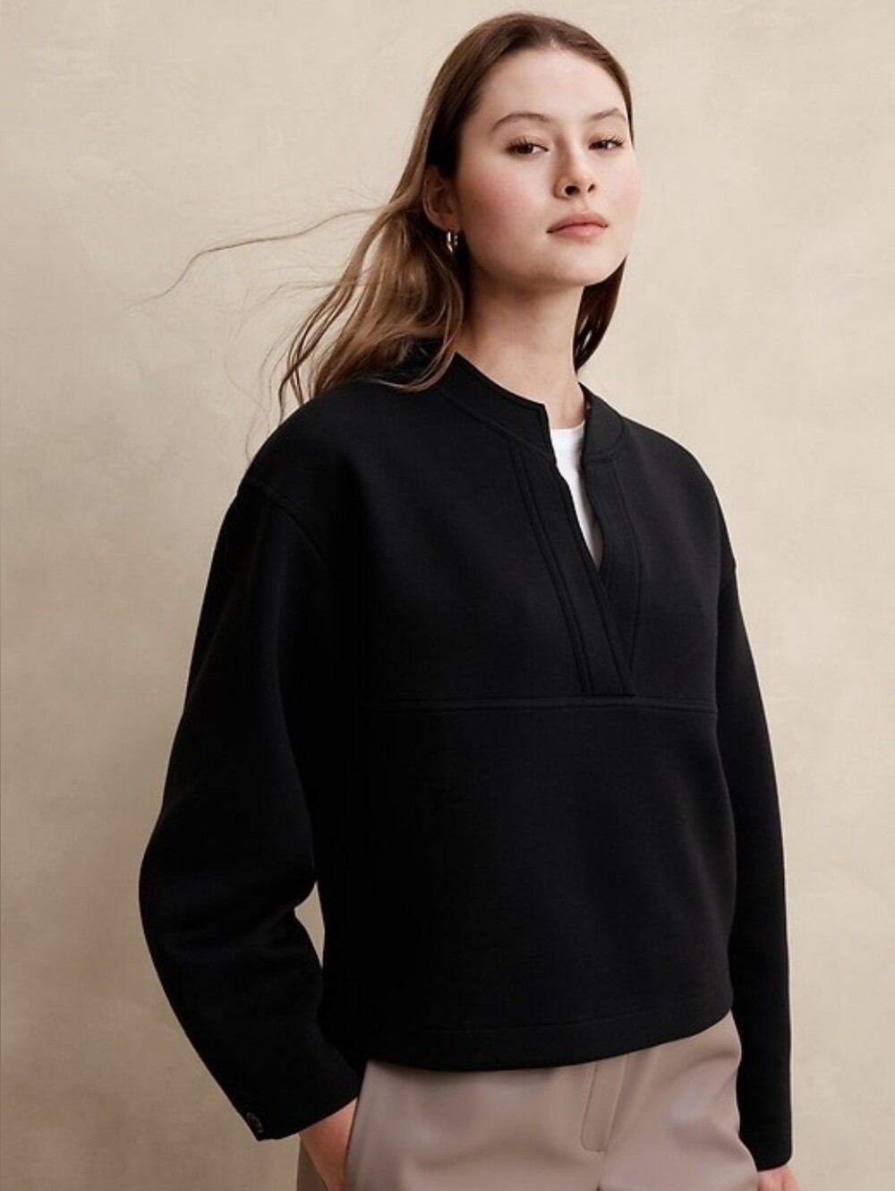 NWT Banana Republic Scuba Split Neck Sweatshirt Black M / L
